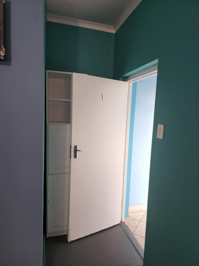 Hasate Guest House ,4 St James Street Oakdale Belliville Cape Town South Africa Εξωτερικό φωτογραφία