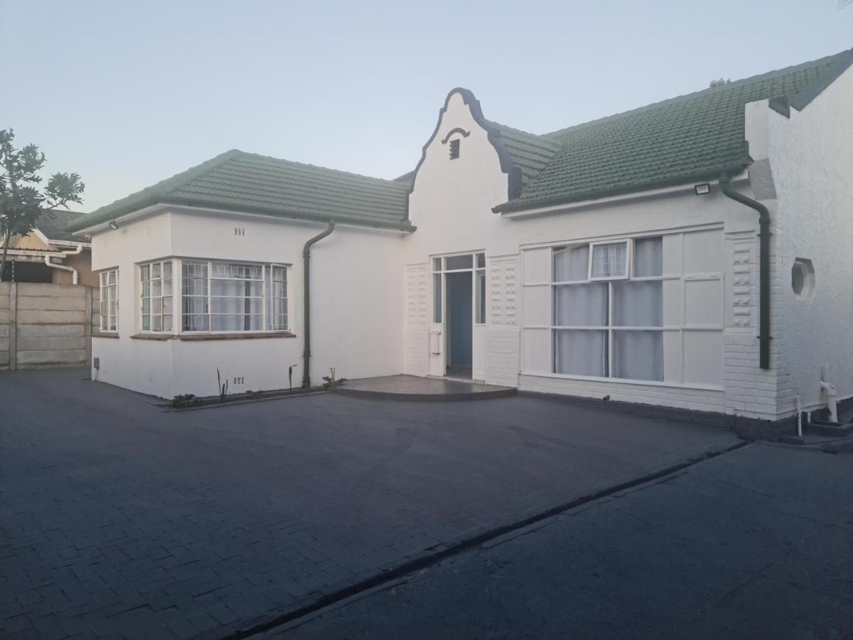 Hasate Guest House ,4 St James Street Oakdale Belliville Cape Town South Africa Εξωτερικό φωτογραφία
